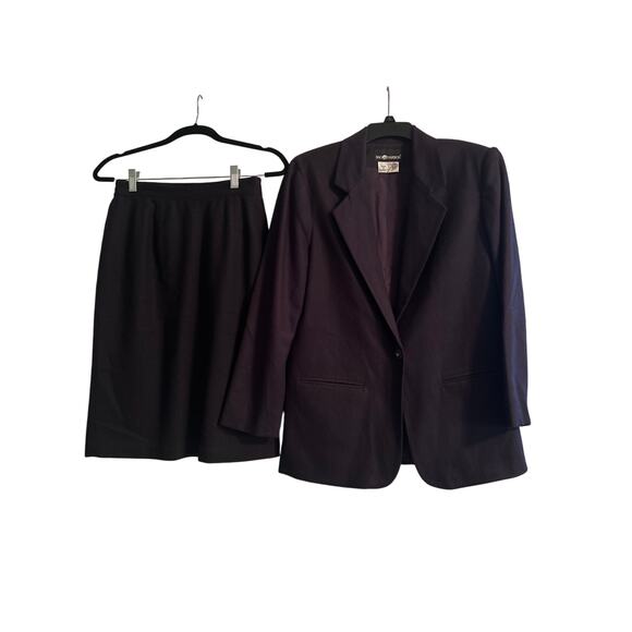Vintage Sag Harbor 2 Pc Black 100% Wool Skirt Set Suit Shoulder Pads Size 8/8P - Picture 1 of 6